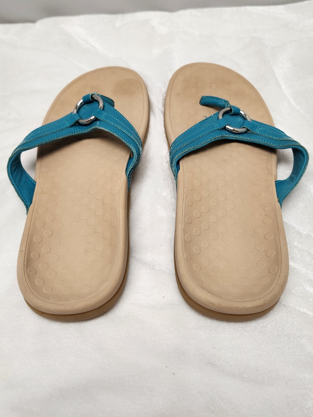 Vionic Teal Women’s Toe-Post Sandals with Ring Detail